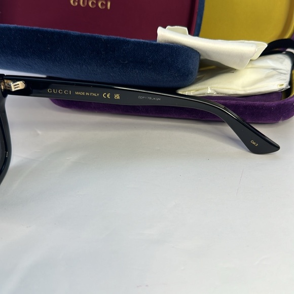 New Authentic GUCCI  Square Frame Sunglasses GG0326S Black - Picture 12 of 14